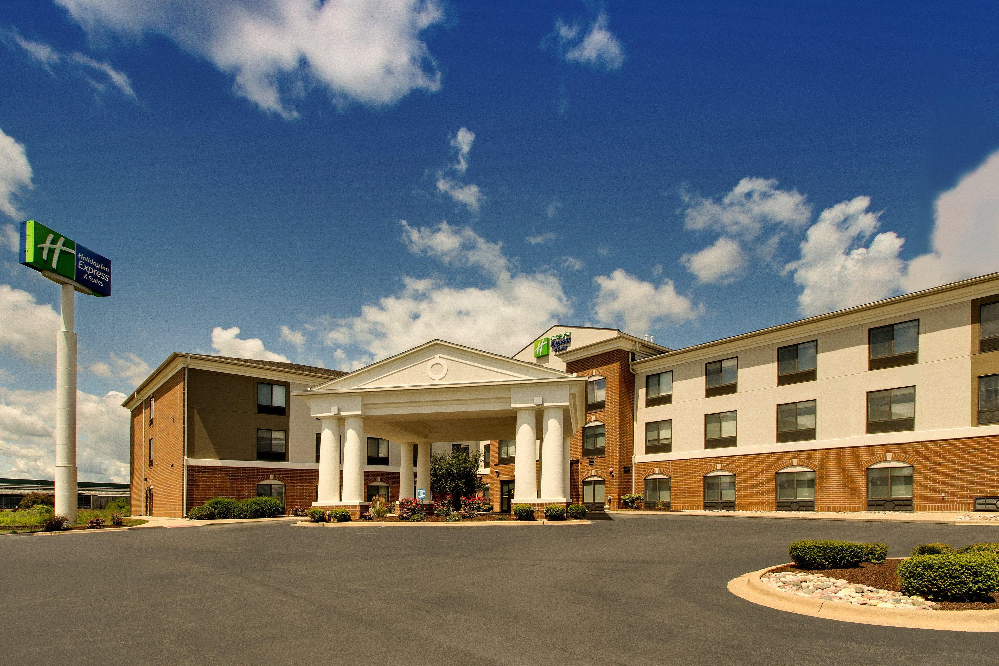 Holiday Inn Express Hotel & Suites Morris By Ihg Exteriér fotografie