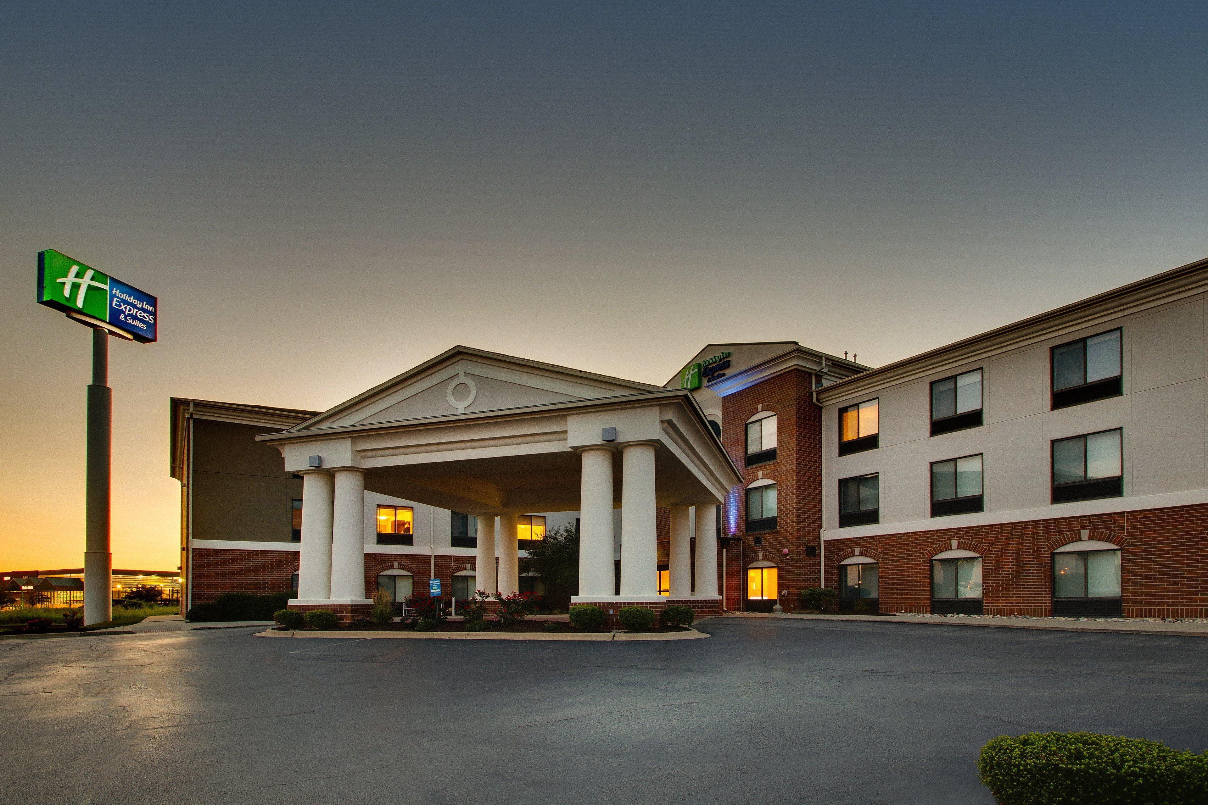 Holiday Inn Express Hotel & Suites Morris By Ihg Exteriér fotografie